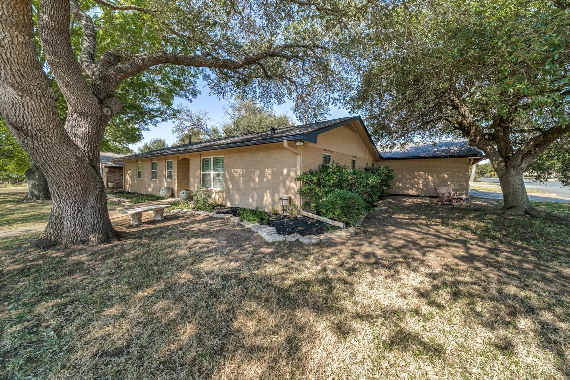 Charming Pet Friendly 4 Bdrm Home Mins To Main St And Wineries フレデリックスバーグ エクステリア 写真