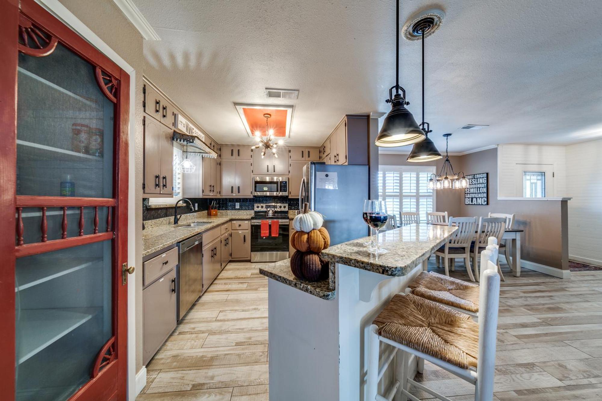 Charming Pet Friendly 4 Bdrm Home Mins To Main St And Wineries フレデリックスバーグ エクステリア 写真
