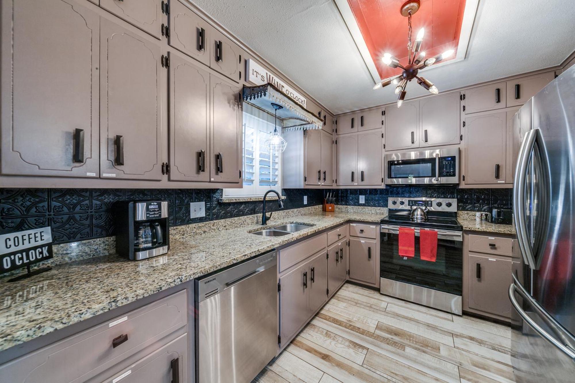 Charming Pet Friendly 4 Bdrm Home Mins To Main St And Wineries フレデリックスバーグ エクステリア 写真