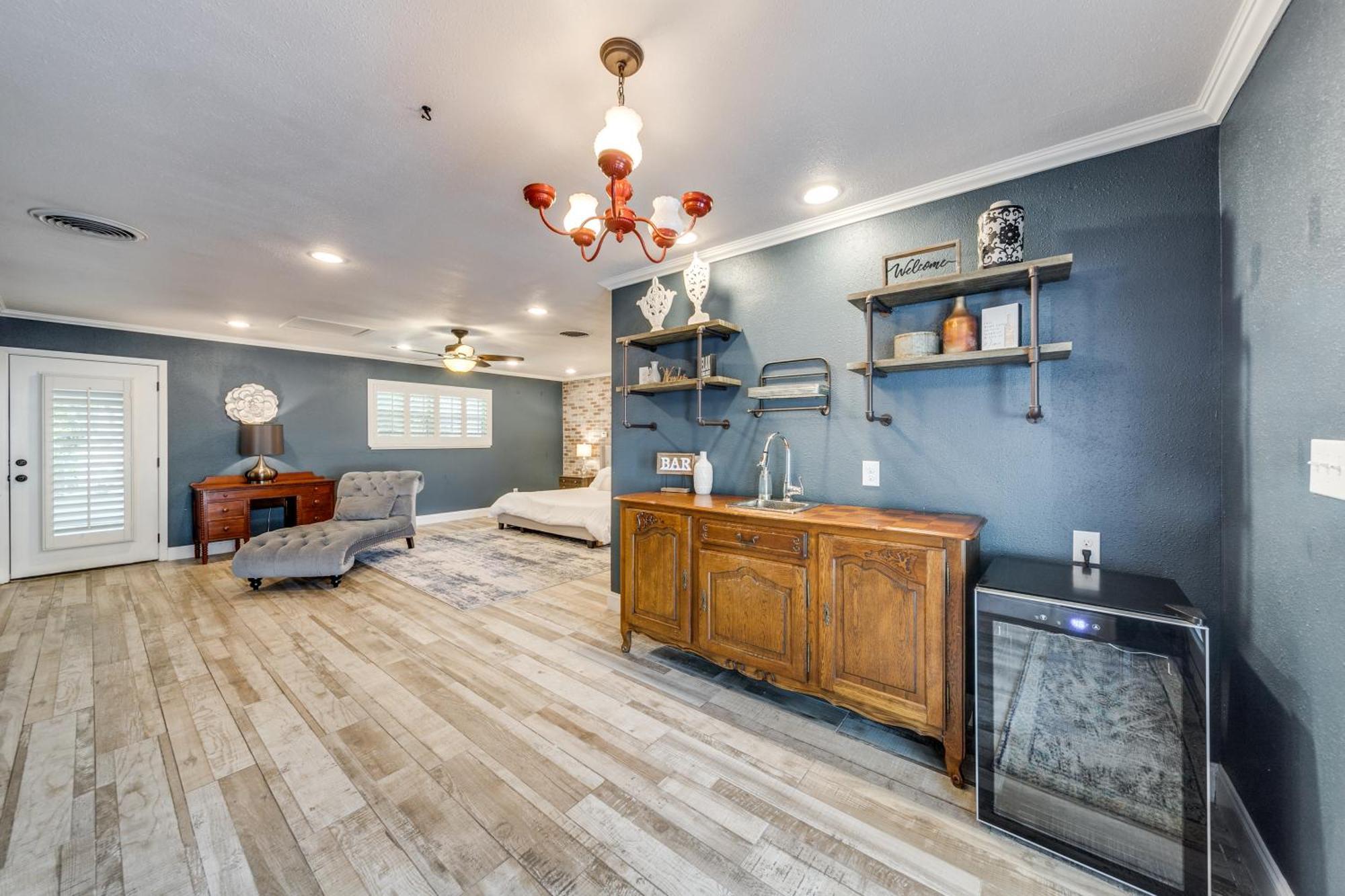 Charming Pet Friendly 4 Bdrm Home Mins To Main St And Wineries フレデリックスバーグ エクステリア 写真